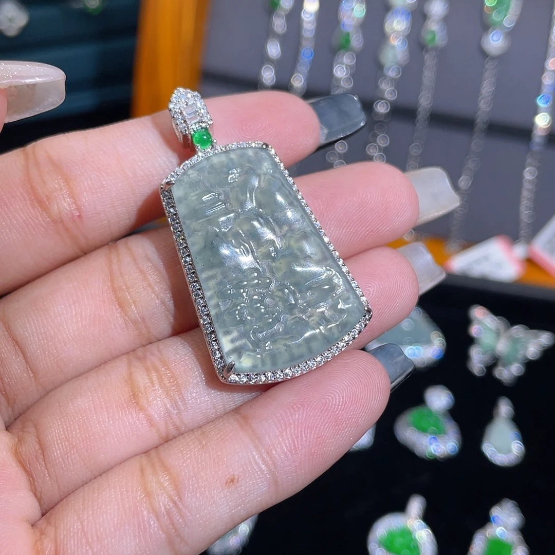 吊坠(不含链)未镶嵌翡翠