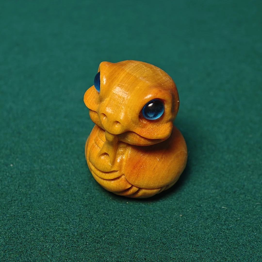 {0389}崖柏摆件可爱十二生肖“蛇”原生态纯天然精工制作桌搭摆件