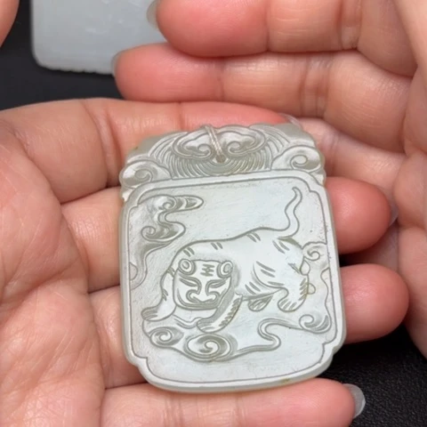 和田玉挂件未镶嵌通****3