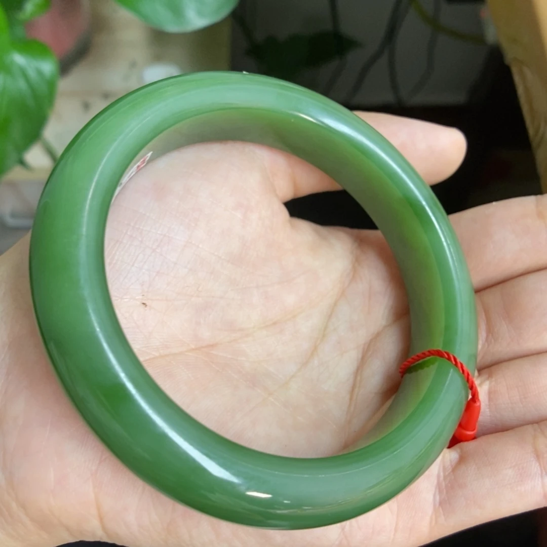 【闪购商品】未镶嵌手镯和田玉（碧玉）