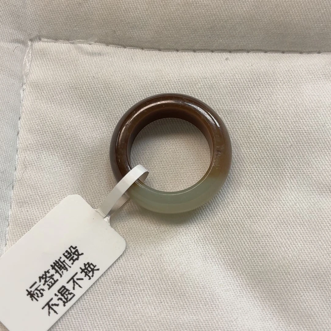 和田玉未镶嵌戒指