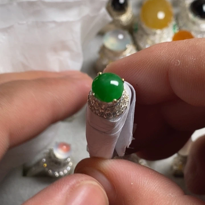 未镶嵌定制翡翠19号链接