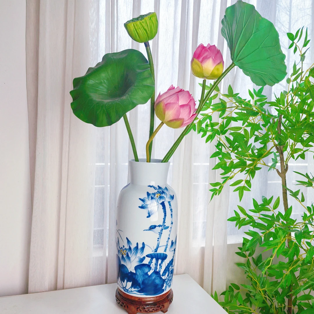 高温釉下手绘荷花大号暖水瓶器型花瓶