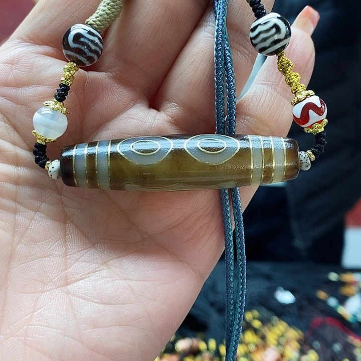 玛瑙/玉髓颈饰合金