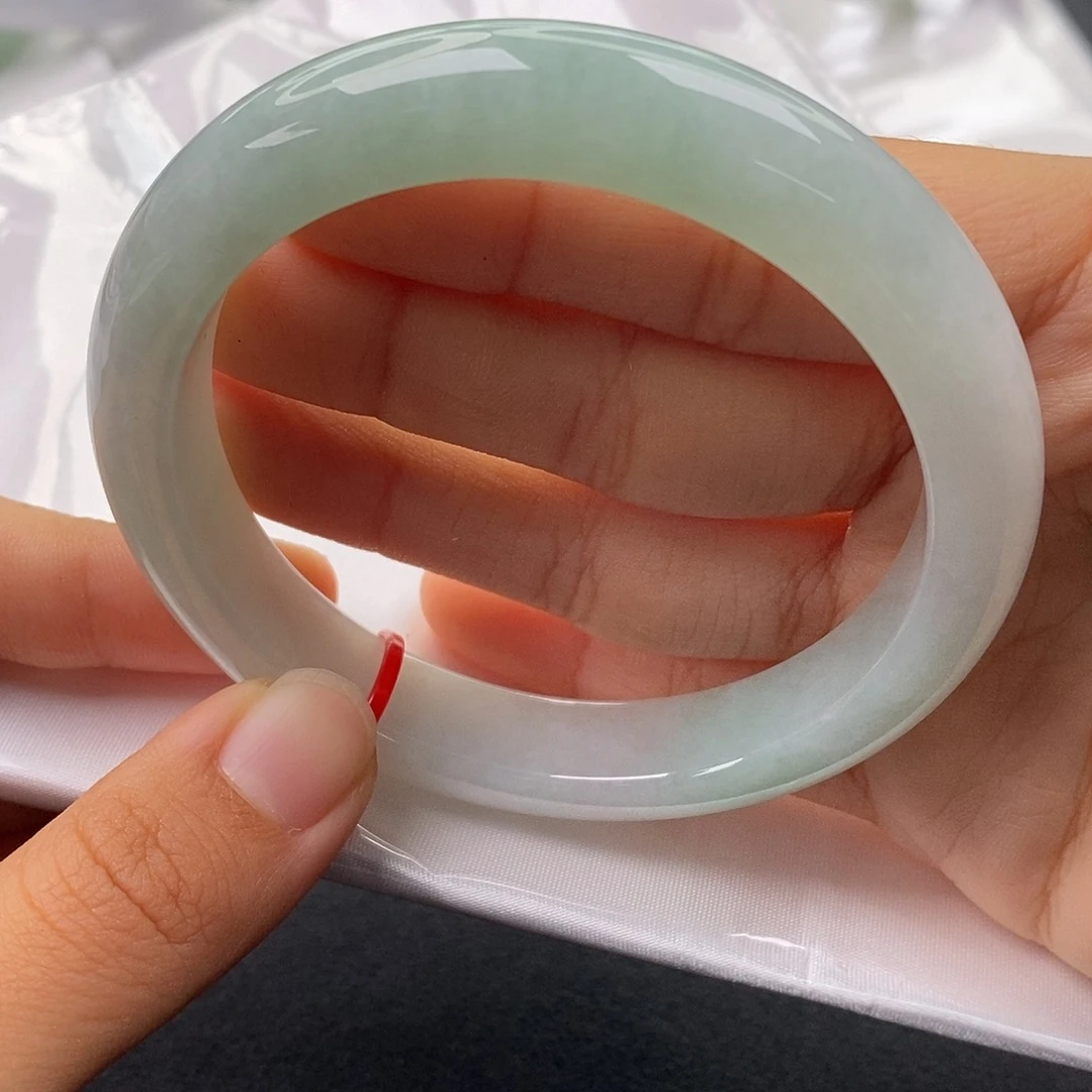 翡翠未镶嵌手镯60正圈