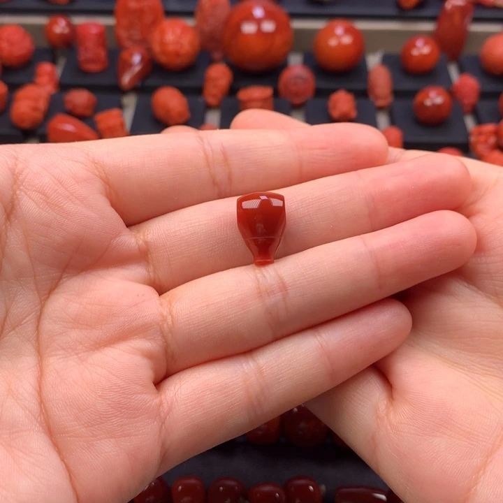 卡***拉南红玛瑙未镶嵌三通10MM