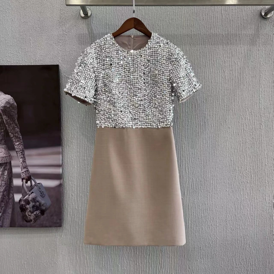 【晨老板】N【终于等到你】时尚重工亮片修身连衣裙69231085