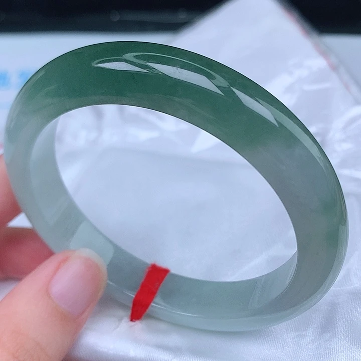 未镶嵌手镯翡翠天然