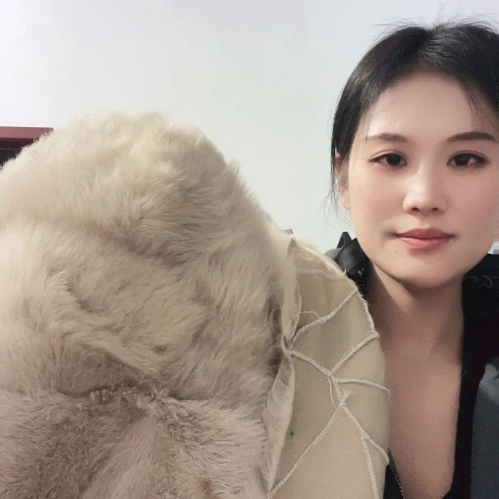 哥***哥奶茶色羊皮褥子加厚款