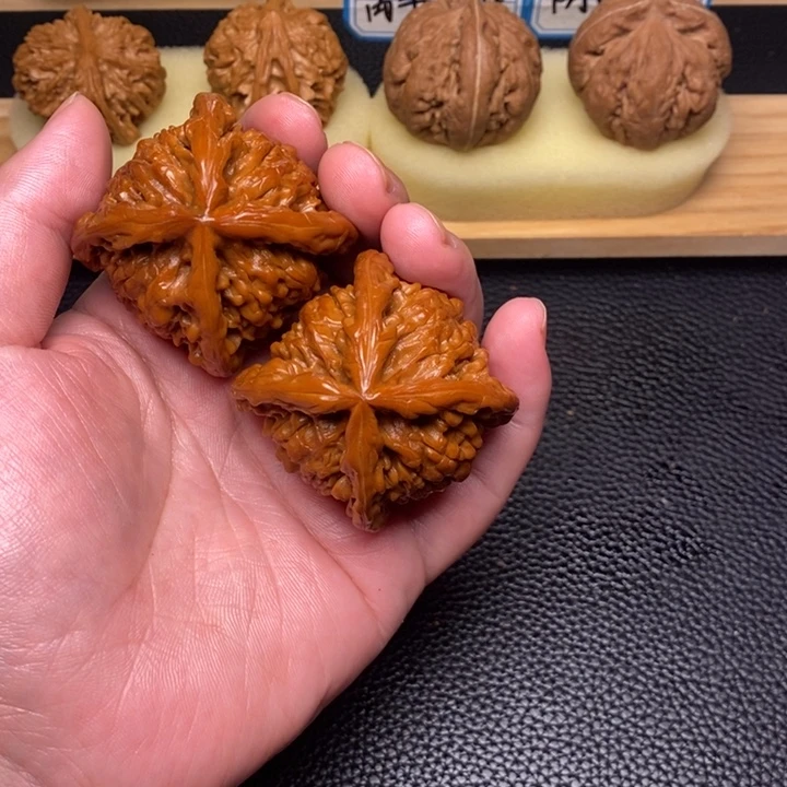 把件文玩核桃老*六工艺四棱