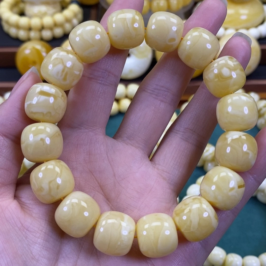 琥珀裸石未镶嵌同料手串