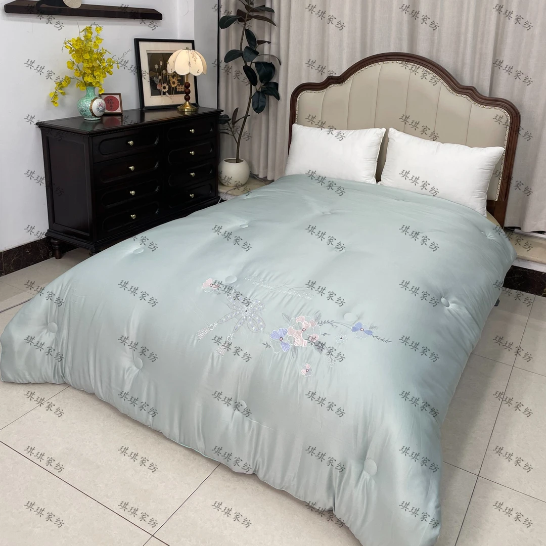 精品新款冬被子--灰刺绣 200*230（约8斤）1