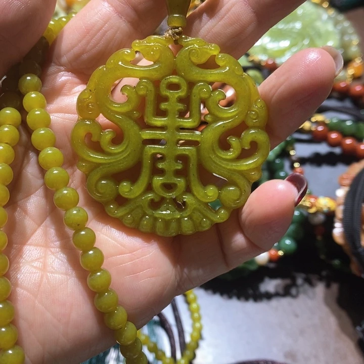 岫玉毛衣链未镶嵌