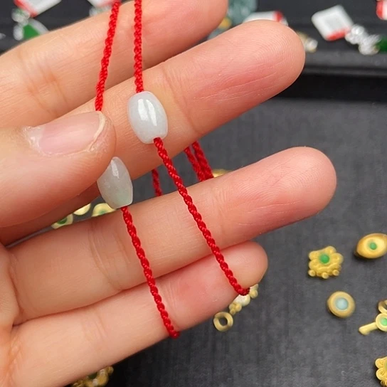 翡翠未镶嵌颈饰翡翠未镶嵌手链2