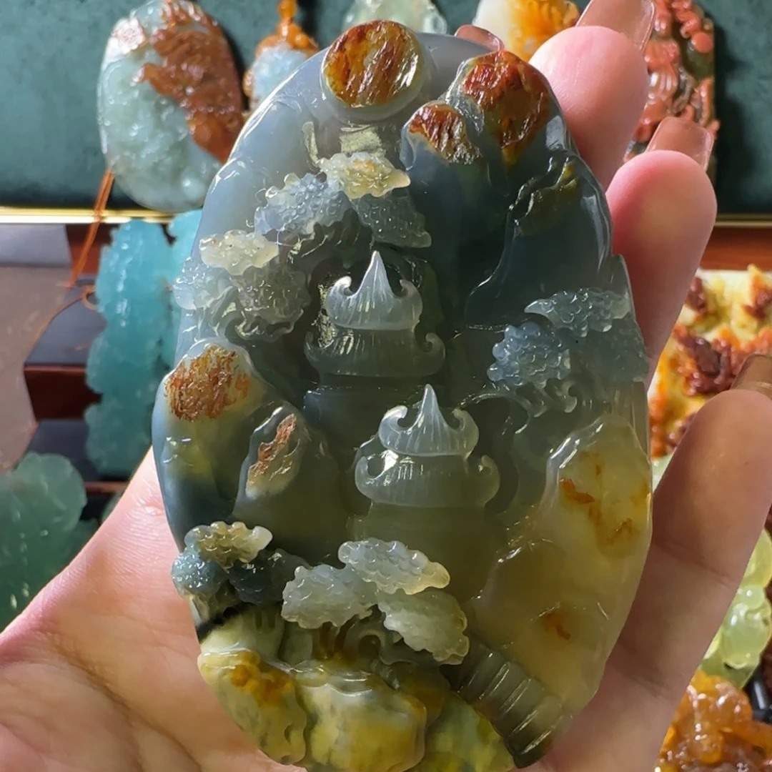 北***仙岫玉未镶嵌颈饰山水