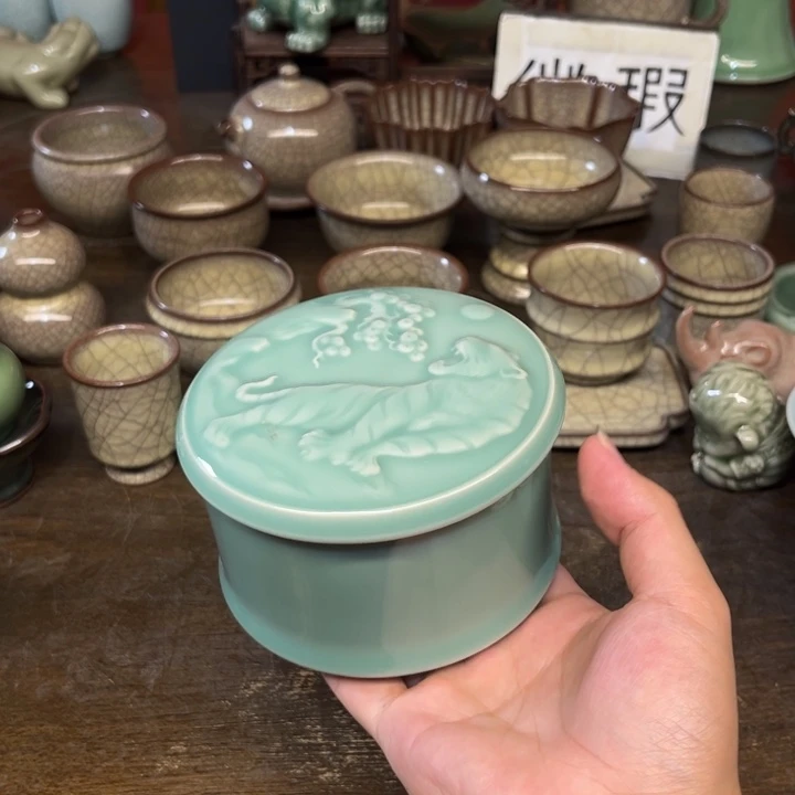 青瓷微瑕浮力特价