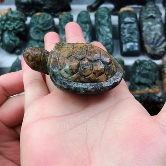 岫岩河磨玉（透闪石质玉）未镶嵌挂件