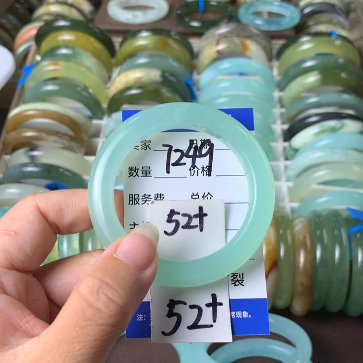 未镶嵌蛇纹石玉手镯7249