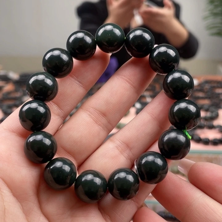 和田玉未镶嵌手串