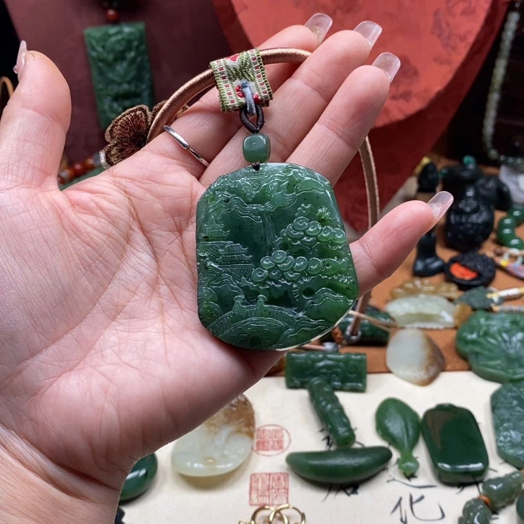 和田玉未镶嵌颈饰