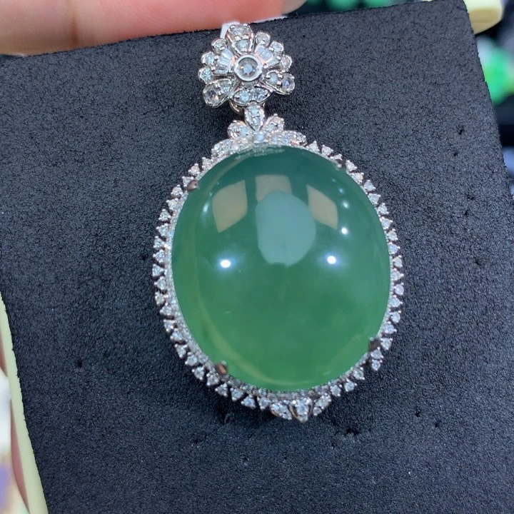 18K金镶嵌手链翡翠翡翠