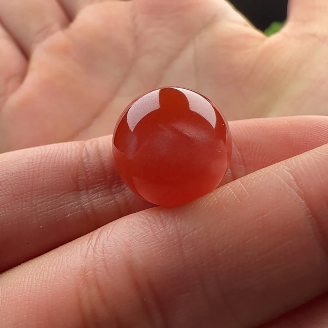南红玛瑙未镶嵌圆珠13.8有白棉
