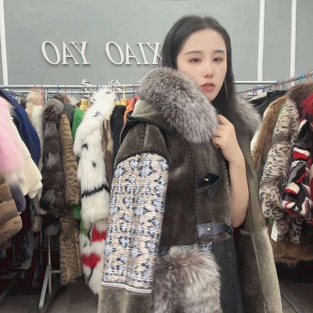 姚小妖家高端皮草