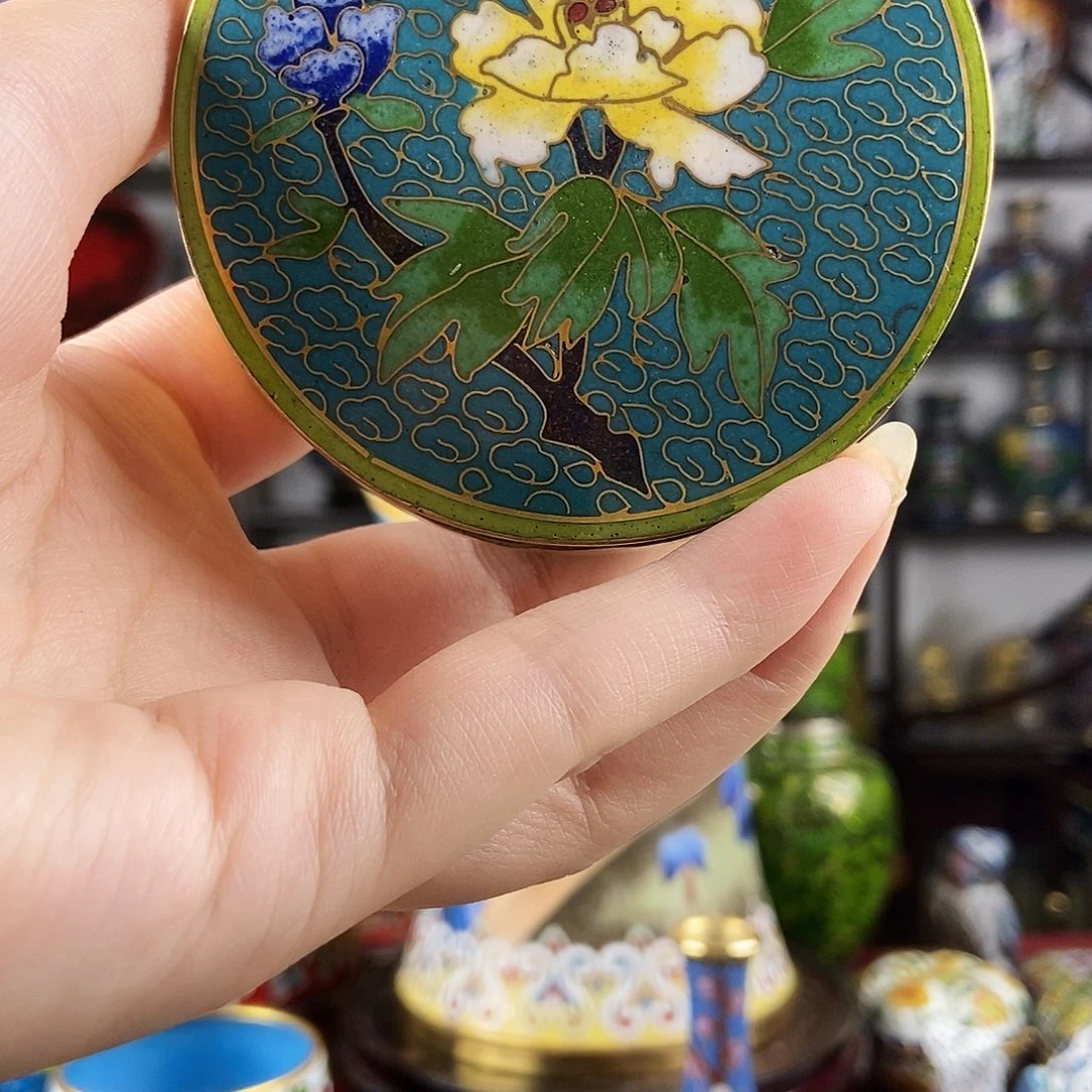 四***月铜景泰蓝印泥盒一个