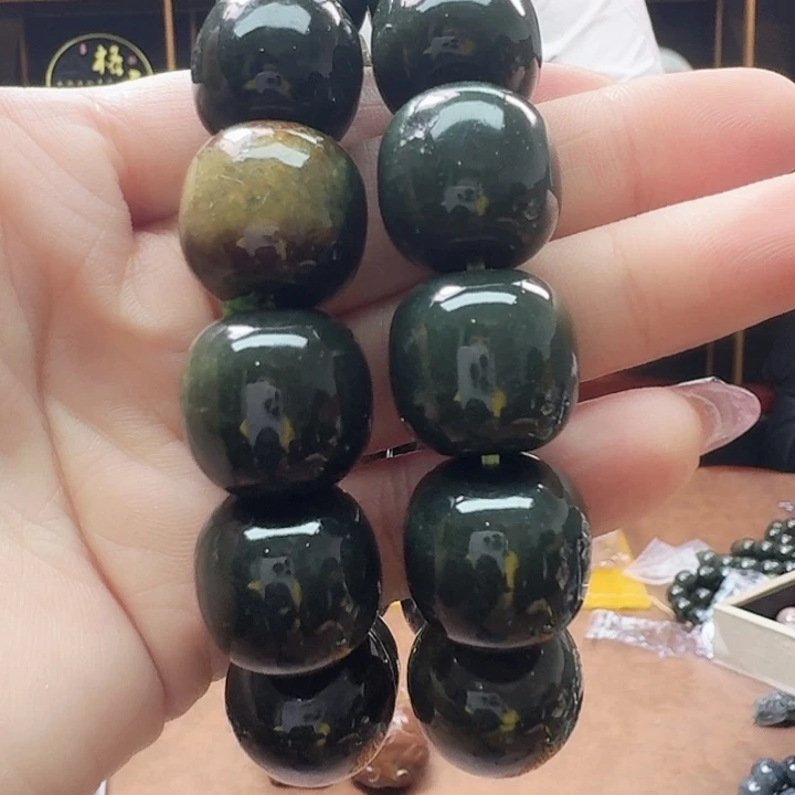 手链未镶嵌和田玉