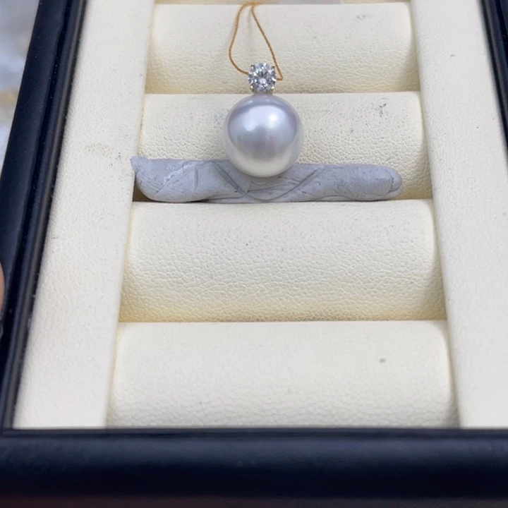 海水珍珠颈饰18K金镶嵌澳白吊坠11-12mm特价