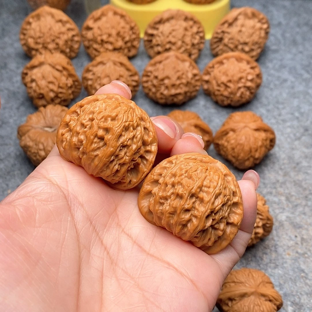 文玩核桃把件用****9精品白狮子39全品