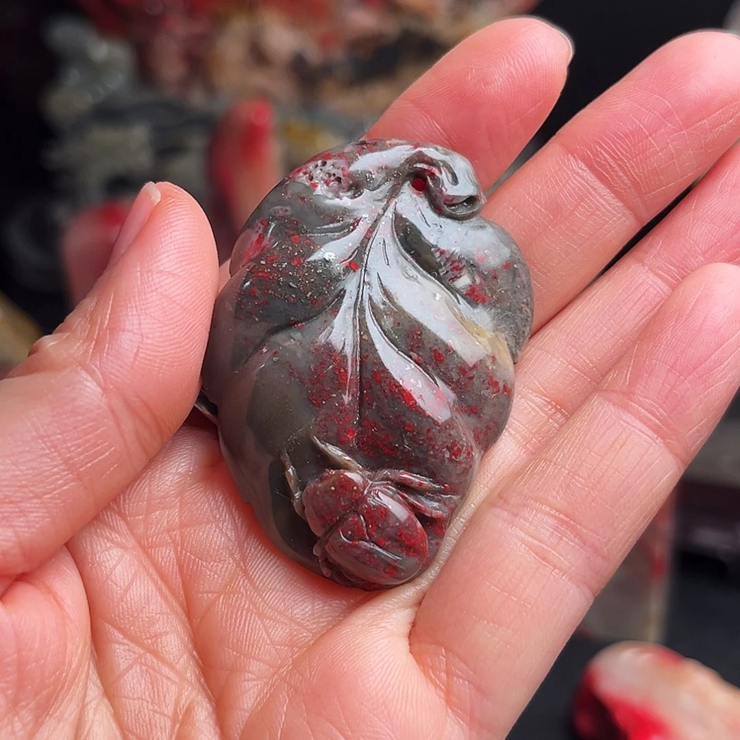 昌化石其他鸡血石挂件