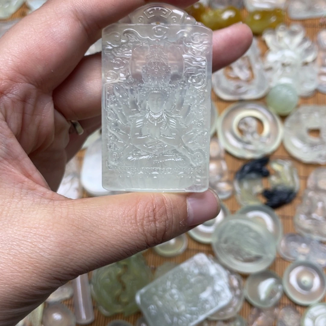 未镶嵌蛇纹石玉颈饰纯**乐