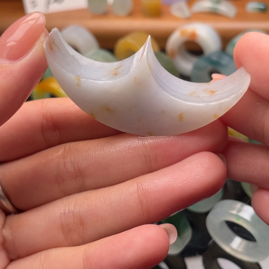 未镶嵌定制翡翠整块