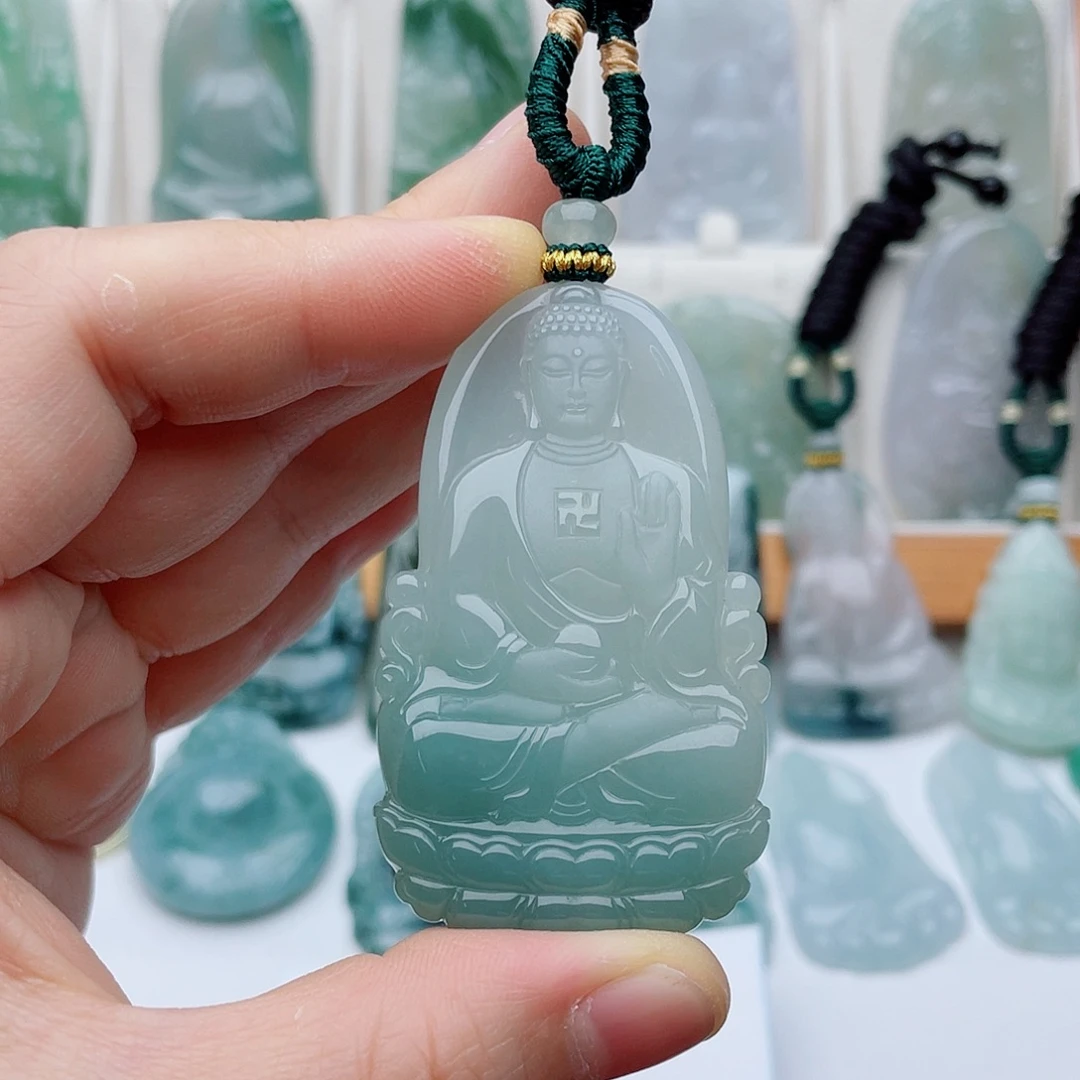 静****翡翠未镶嵌颈饰阿弥