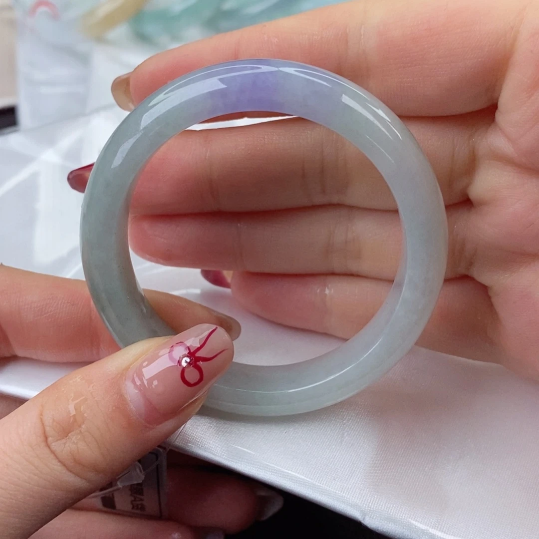 翡翠手镯未镶嵌50口