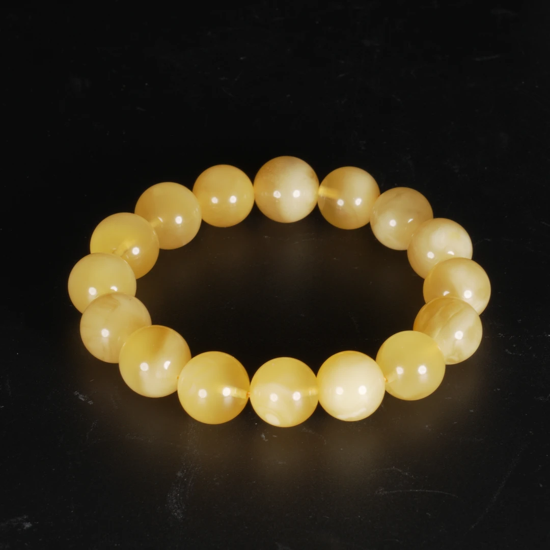 lot41天然蜜蜡圆珠手串(珠径12.1mm)