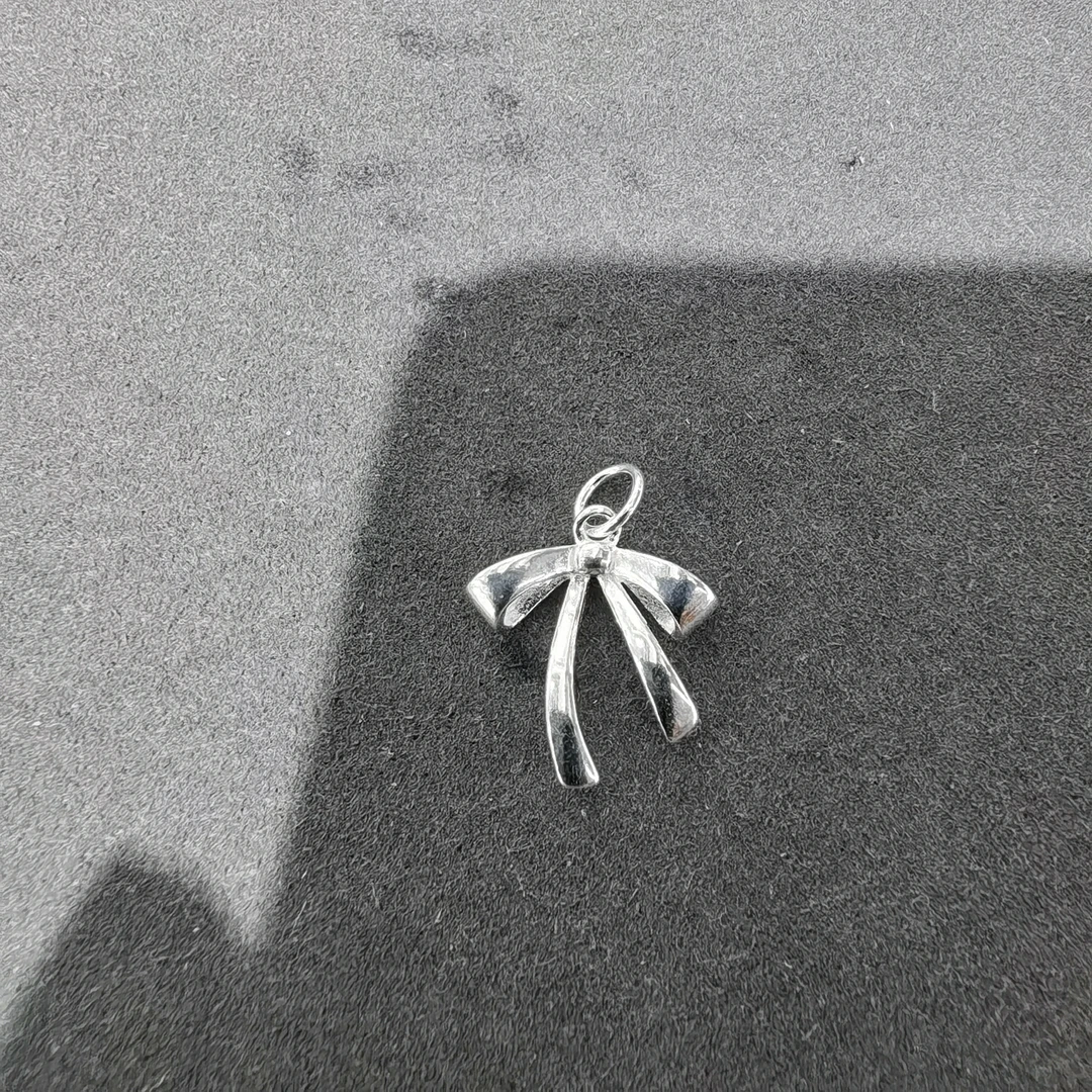 925银银制品 C459九两五蝴蝶结吊坠