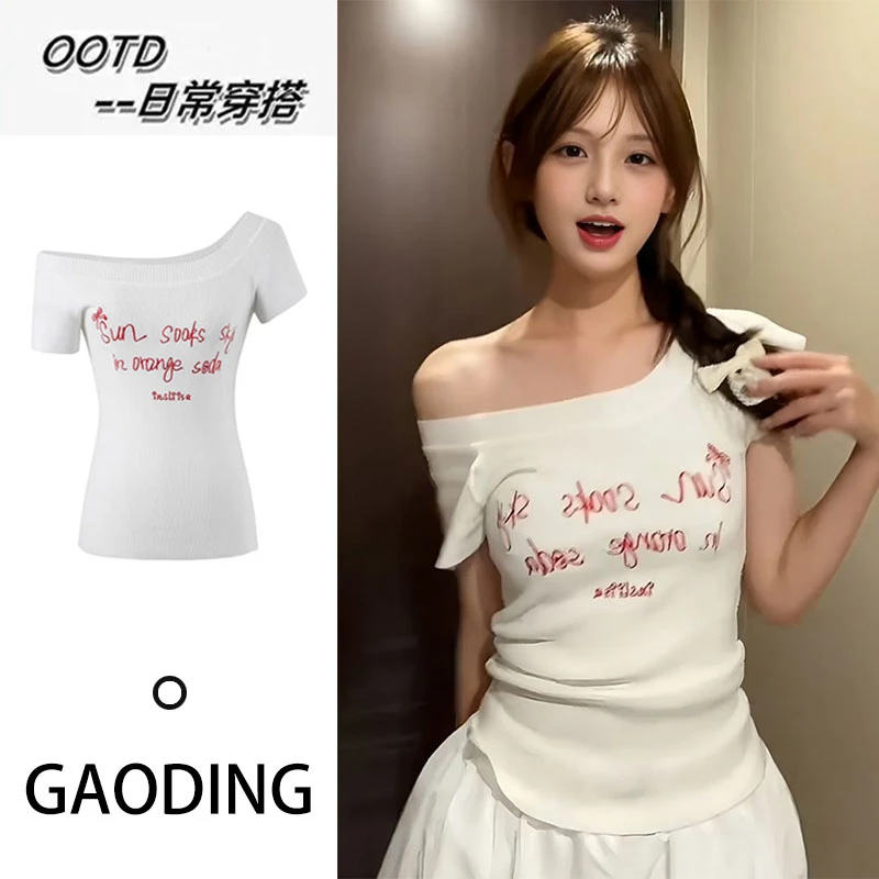 美式复古字母印花斜领t短袖t恤女夏季新穿搭独特漂亮斜肩通勤上衣