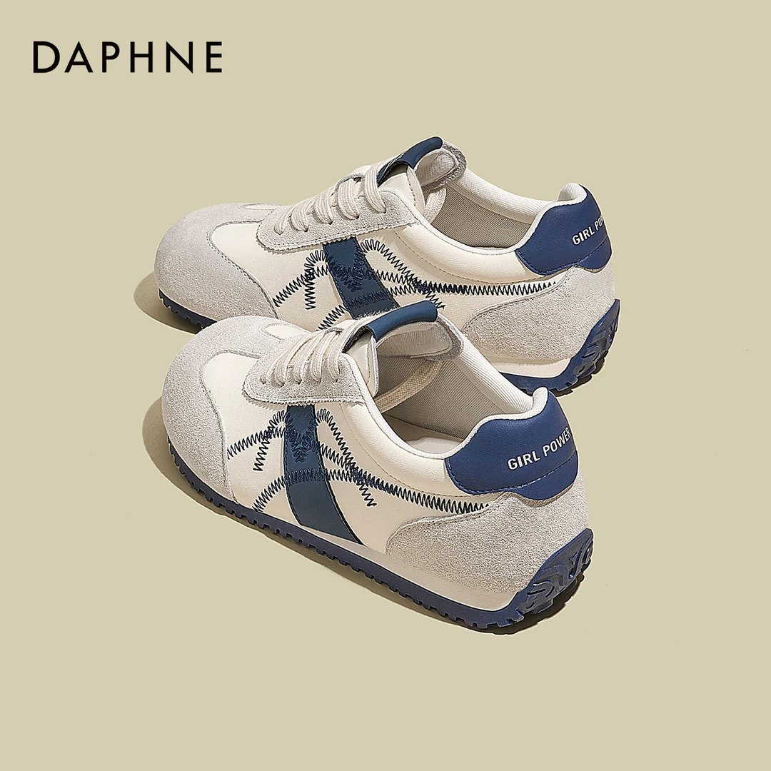 达芙妮平底德训鞋女2025新款秋季女款通勤百搭轻便休闲透气运动鞋