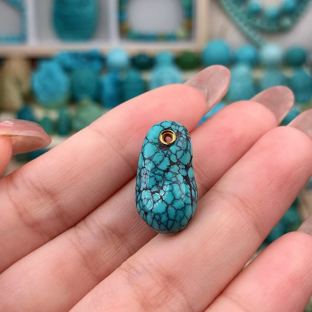 未镶嵌绿松石珠宝奇石