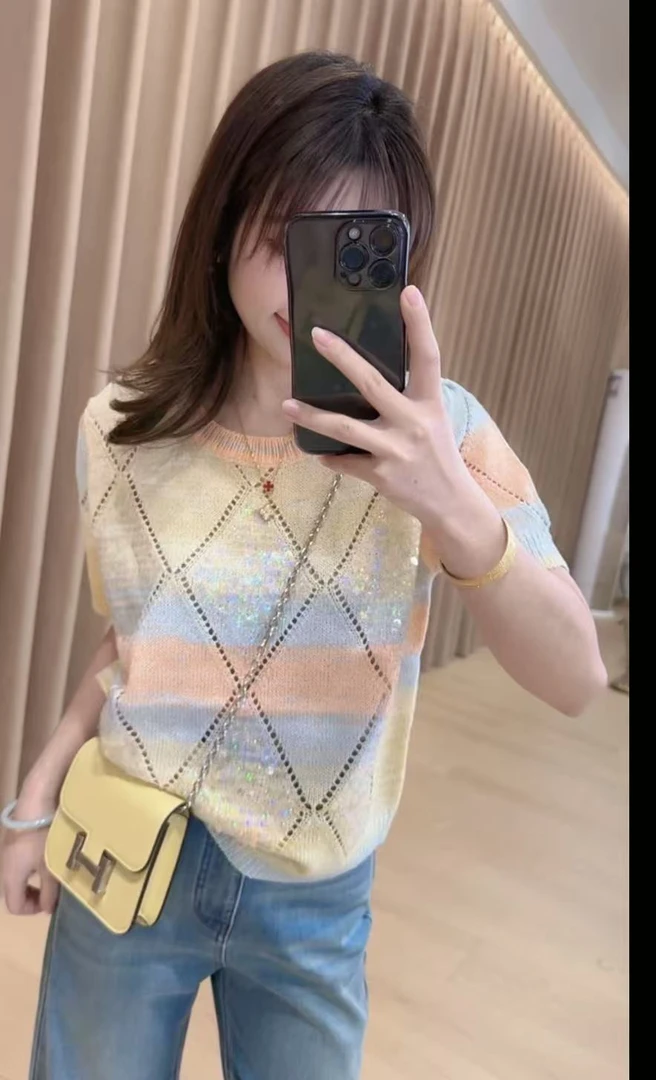 菱格宣言 大码女装 胸126 菱形镂空珠片针织短袖6088#