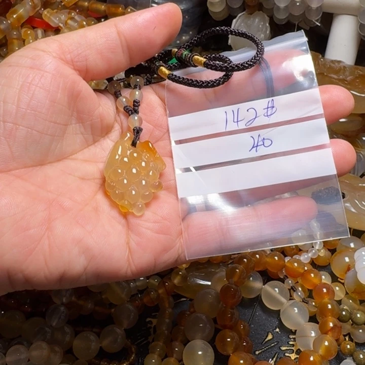 玛瑙/玉髓颈饰未镶嵌微*142