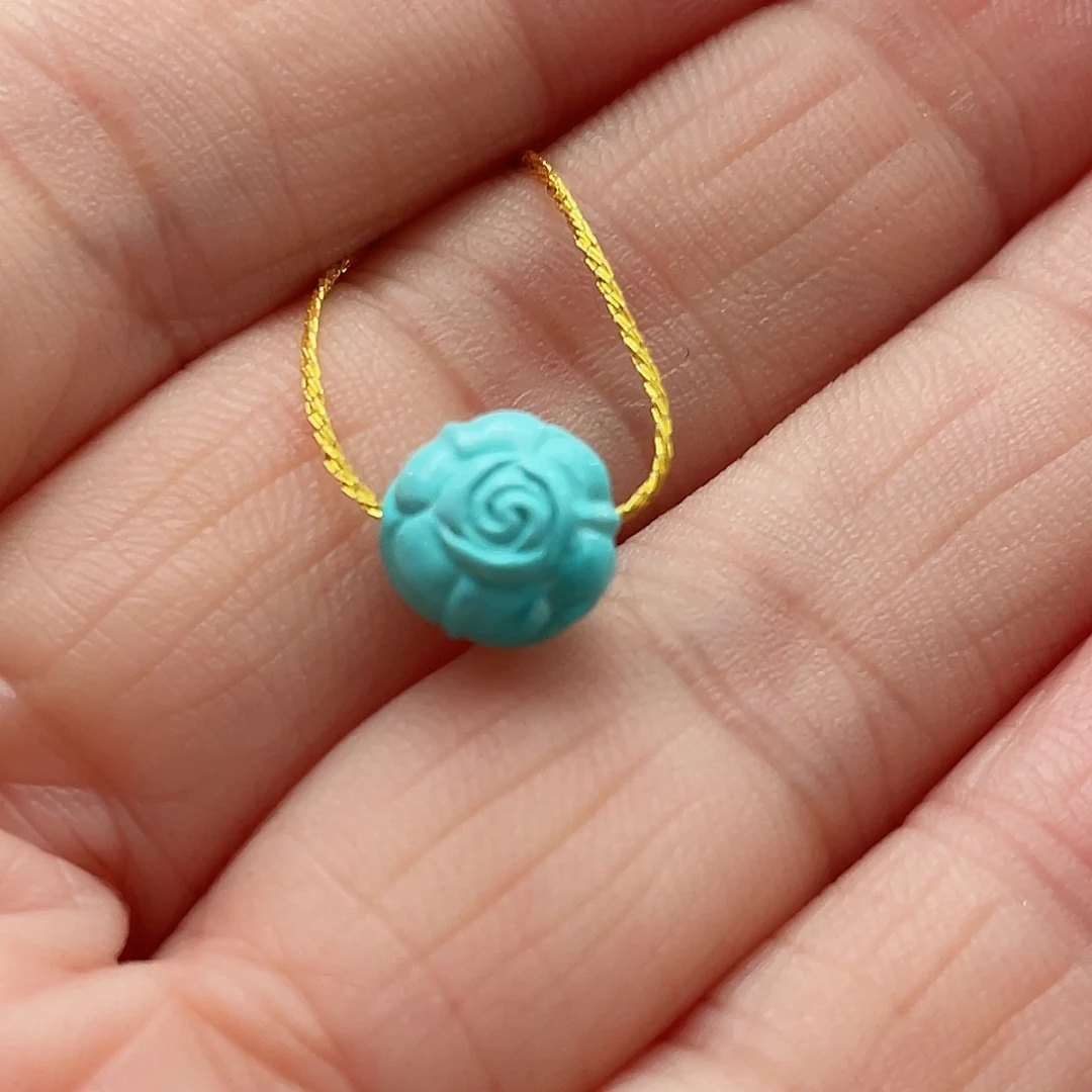 绿松石颈饰未镶嵌