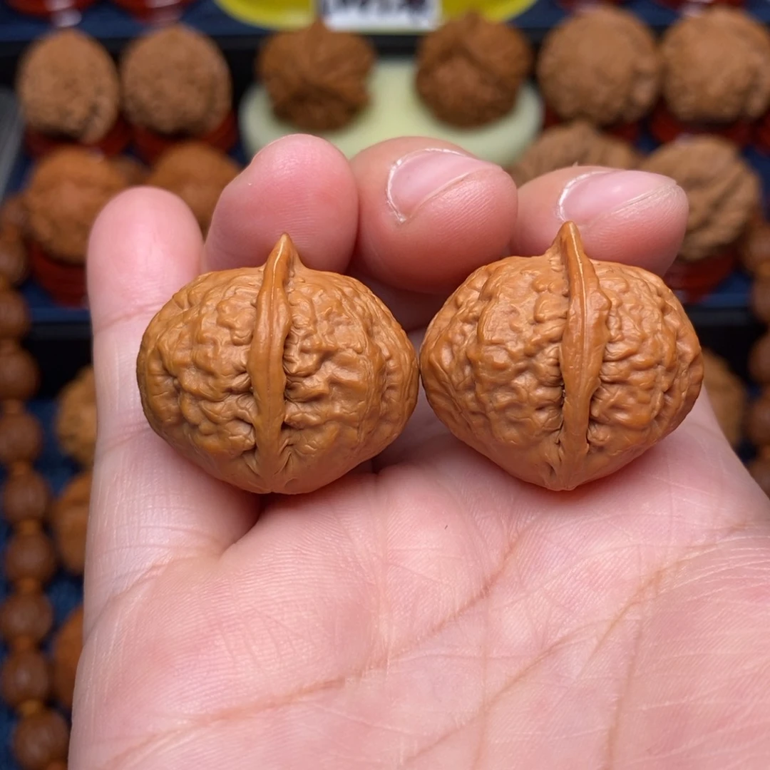 文玩核桃把件手捻