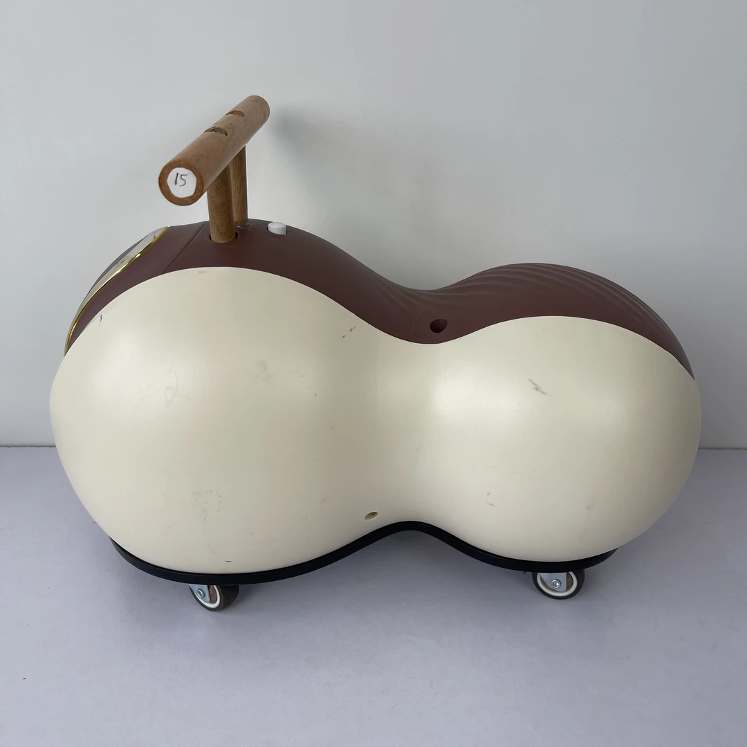 儿童玩具滑步车结实耐用F2