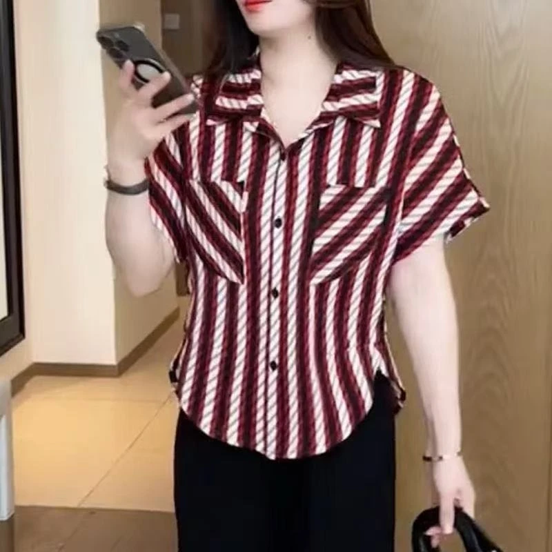 洋气条纹气质妈妈装显瘦衬衫上衣