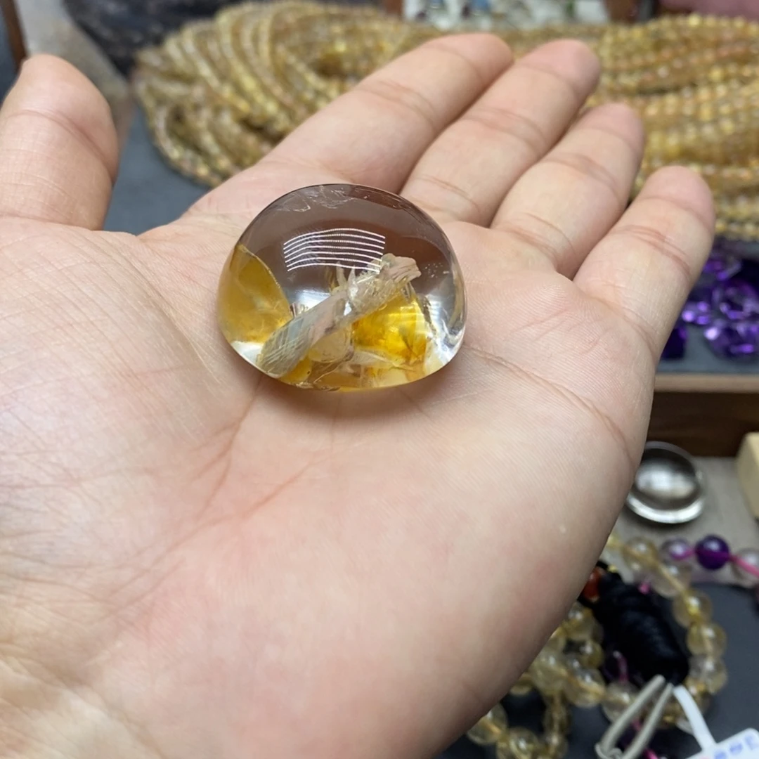 未镶嵌颈饰水晶黄胶花