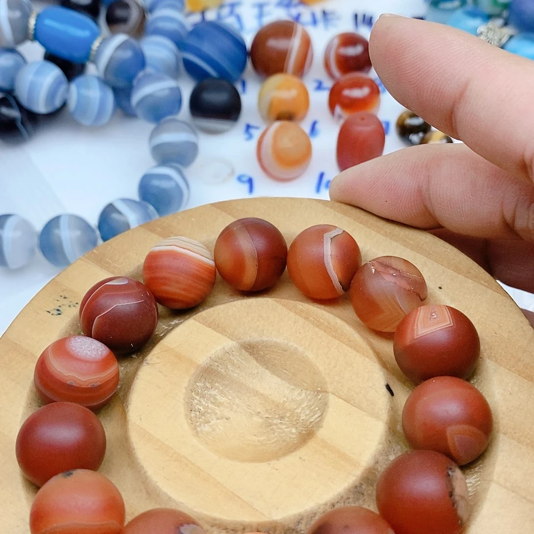 合金颈饰玛瑙/玉髓善**七