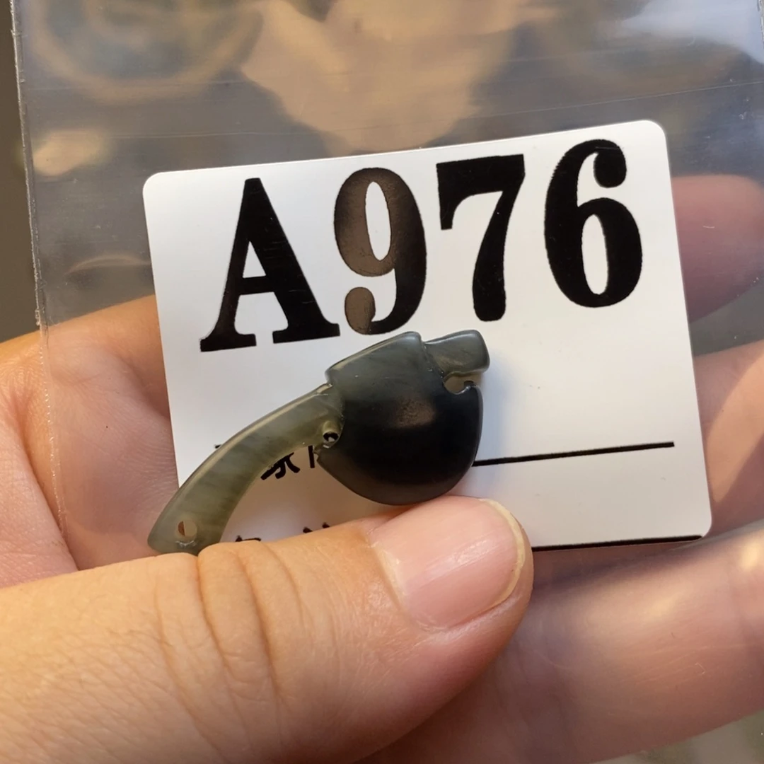 【闪购商品】未镶嵌岫玉配珠旧***迹